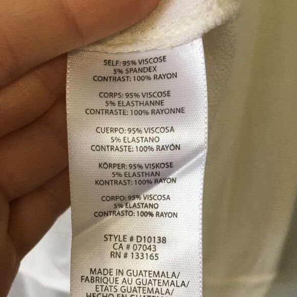 Everleigh • White Long Sleeve Button Down Flowy XS - Picture 7 of 10